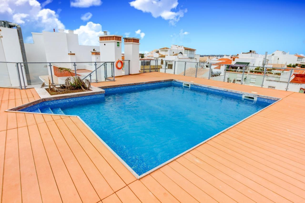 Two Bedroom Apartment With Rooftop Pool In アルヴォル エクステリア 写真