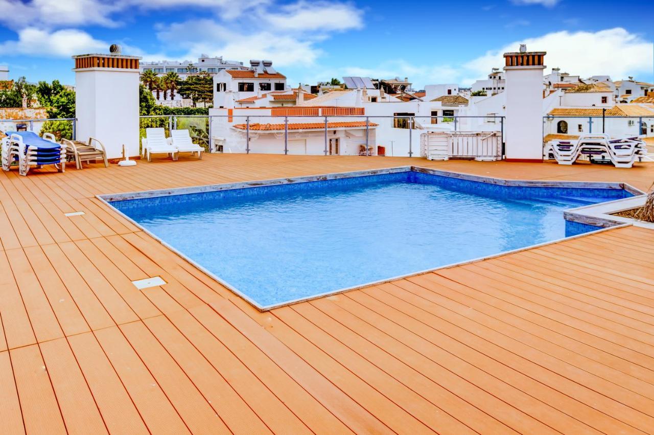 Two Bedroom Apartment With Rooftop Pool In アルヴォル エクステリア 写真
